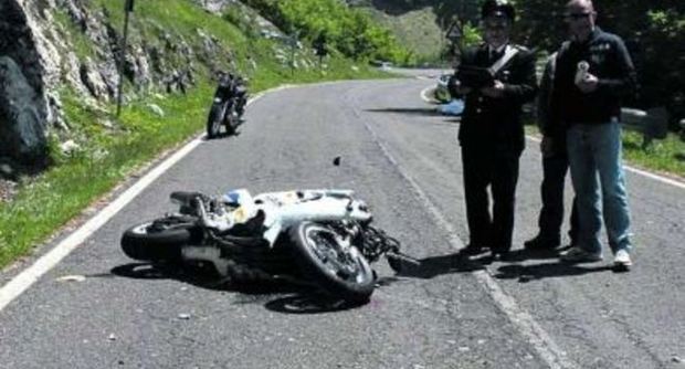 scena incidente moto